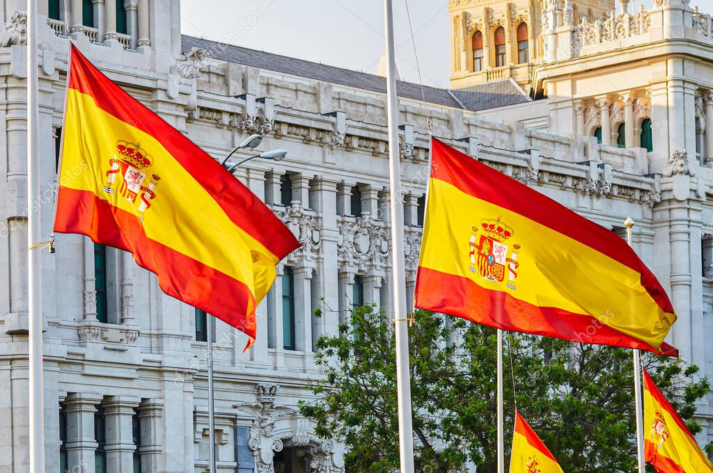 İspanya'da İnsani Koruma Oturumu: Başvuru Şartları, Süreci
