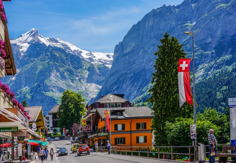 İsviçre Turu: Şehirler, Gezilecek Yerler ve Lezzetler